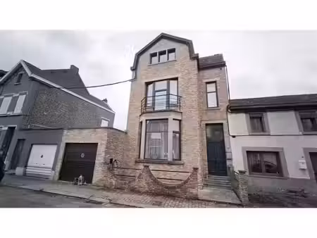 maison à vendre avec garage et jardin   pâturages (vbe79932)