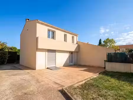 maison t6 avec jardin sur aix en provence