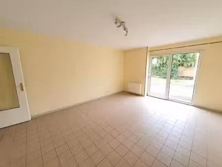 location appartement 3 pièces 73m² chalamont 01320