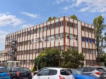 location bureaux thiais 94320 126m² à 1452m²