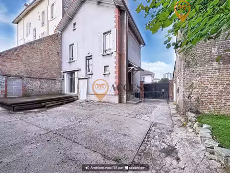 groslay - meulière familiale avec dépendance de 150m2 !