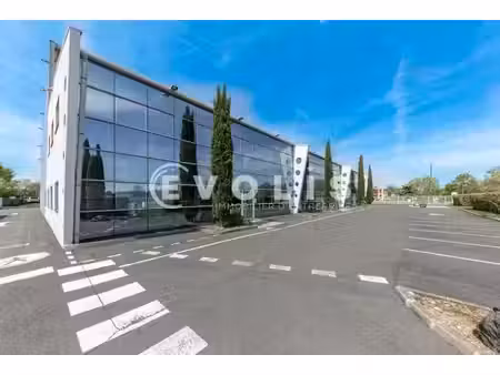 location local d’activités 3046m²