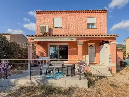 vente villa 4 pièces 87 m2 à draguignan