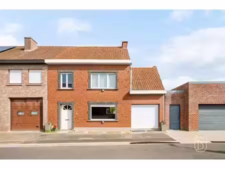 huis te koop in waregem met 4 slaapkamers