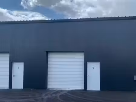 à louer — entrepôt / local d’activité 71 m² — saint-laurent-de-la-prée