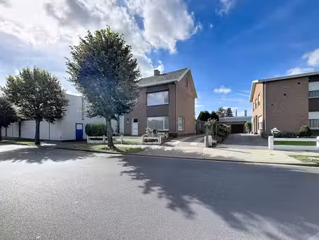 huis te koop in ursel met 3 slaapkamers