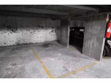 parking / box lille
