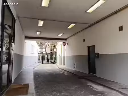 location locaux professionnels 0 pièces à epinay-sur-seine (93800)  900 €