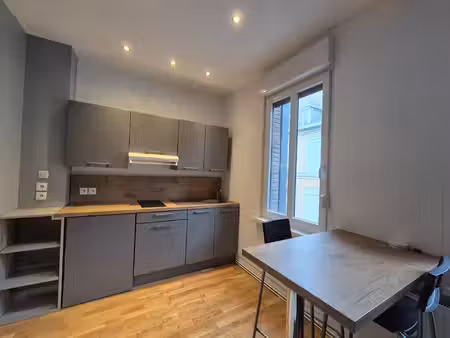 location appartement 1 pièce 19m²