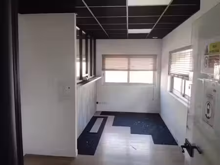 location locaux professionnels 10 pièces 421 m² à antibes (06600)  4 800 €