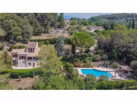 villa de 5 chambres de luxe en vente châteauneuf-grasse  provence-alpes-côte d'azur