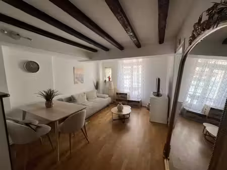 place saint etienne  t2 33m2