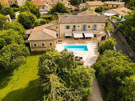 maison de luxe de 6 pièces en location à uzès  france