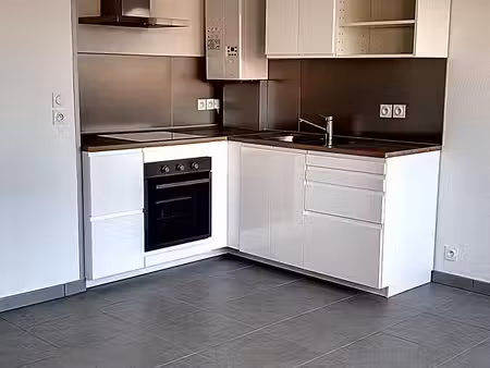 tournefeuille – bel appartement t3 traversant avec terrasse et