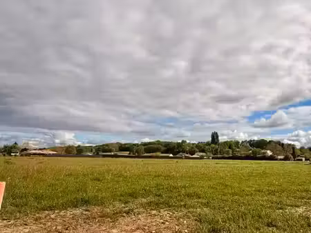 terrain à bâtir à saint-agne (24520)