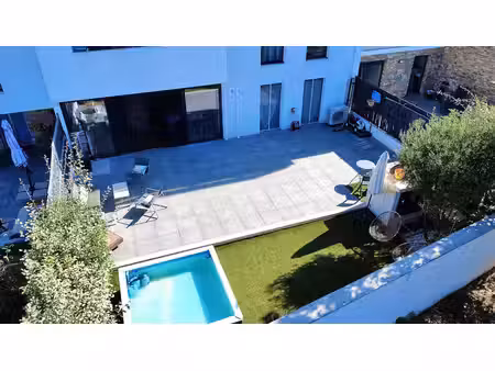 13009 - mazargues. appartement 3 pièces rez-de-jardin 71 m2 + extérieur: 120m2