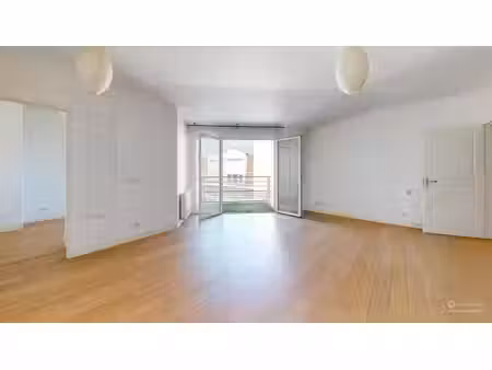 location appartement 3 pièces  67.70m²  maisons
