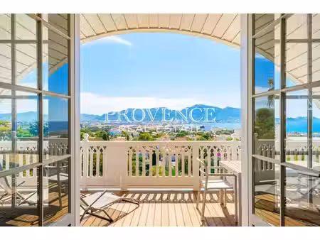 appartement de 5 pièces de luxe en location à marseille  france