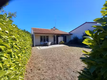 biscarrosse bourg  maison de plain-pied de 98m² avec jardin terrasse et garage