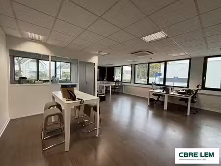 location bureaux louvigny 14111 77m²