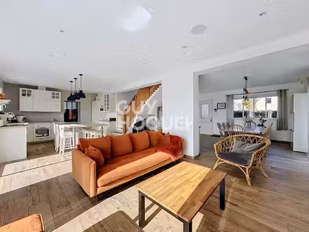 maison 8 pièces 174 m² - lasson