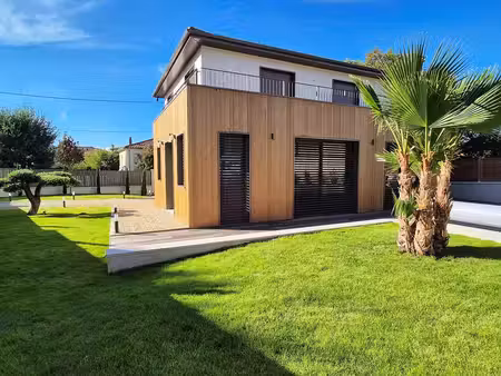 villa de luxe de 6 pièces en vente neuville-sur-saône  france
