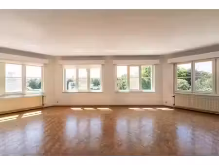 appartement à vendre à place saint-lambert 22 woluwe-saint-lambert (vbe79942)