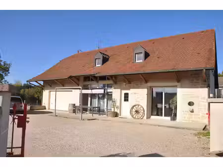 belle maison en pierre à larnaud