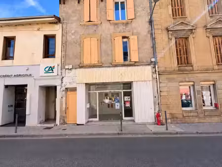 opportunite !!! belle rentabilité pour cet immeuble avec deux appartements spacieux et un 