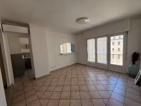 location appartement 2 pièces 46m² draguignan 83300