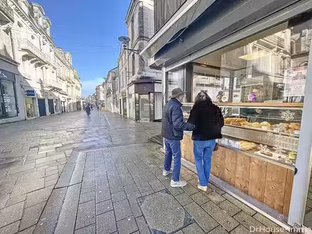 vente locaux professionnels 6 pièces 100 m² à angouleme (16000)  155 000 €