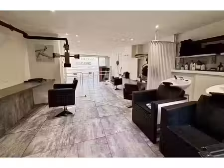 vente locaux professionnels 1 pièce 53.83 m² à nantes (44000)  145 800 €
