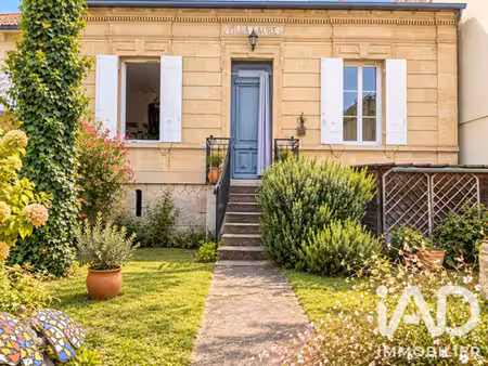 maison à arveyres (33500)