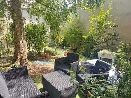 appartement orleans centre 3 pièces 85.16 m2 avec jardin privatif  garage et 2 caves