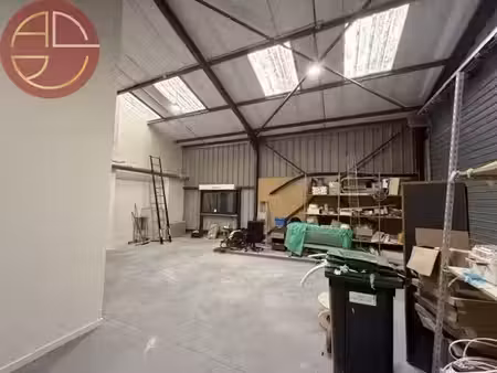 vente locaux professionnels 1 pièce 332 m² à montrabé (31850)  787 500 €
