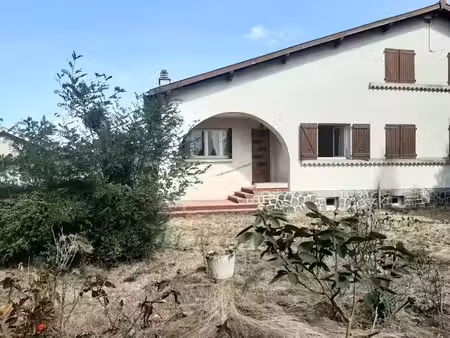 vente maison 5 pièces 85 m² à puy-guillaume (63290)  140 000 €