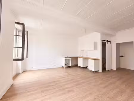 t3 entièrement rénovée trevoux