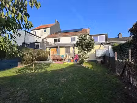 maison de plain-pied 2 chambres avec jardin et parking