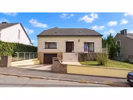 maison 4 façades de 5 chambres