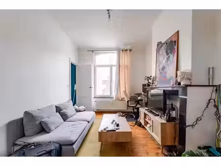 haut st gilles-bel appartement 1 chambre-excellent roi
