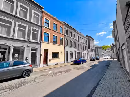 immeuble de 3 appartements en bon état