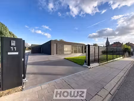 ? villa de standing – plain-pied  volumes xxl & modernité ?