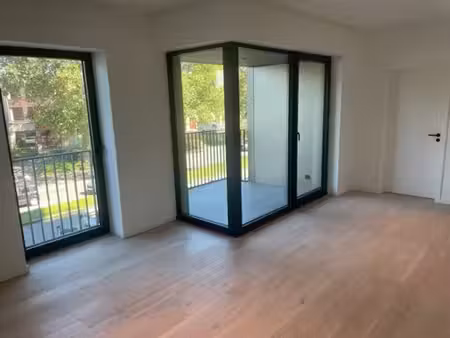 appartement récent evere 1 chambre