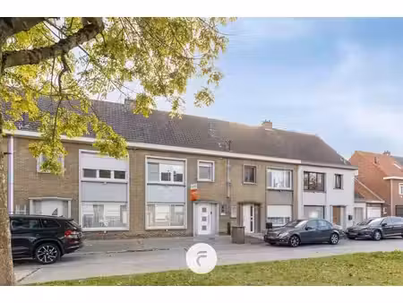 perfect instapklare gezinswoning met tuin en uitweg achte...