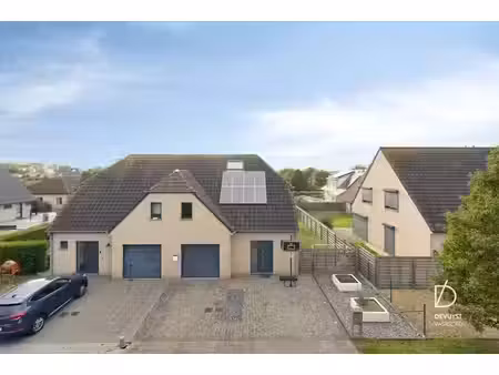 uitzonderlijk ruime en verzorgde gezinswoning in een kind...
