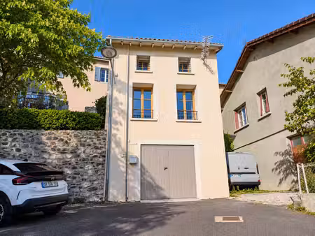 maison de bourg de 66m² avec garage et cave