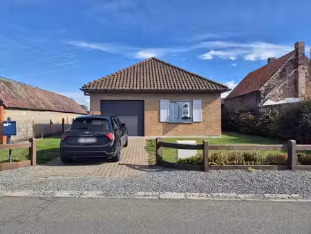 gunstig gelegen bungalow voor kort verhuur.