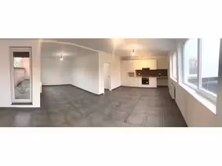 jemeppe-sur-sambre spacieux appartement