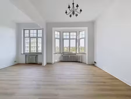 parc josaphat - lumineux appartement 1 chambre