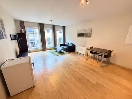 bel appartement meublé une chambre